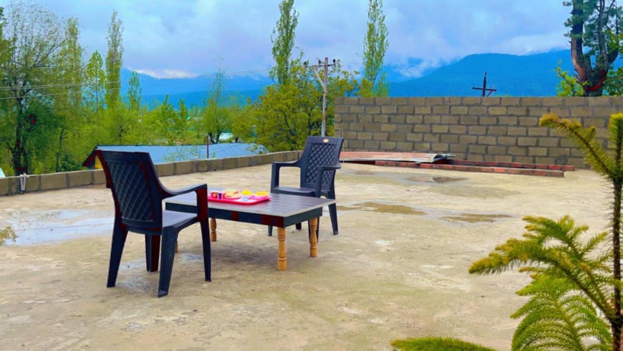 גולמארג Everest Guest House מראה חיצוני תמונה