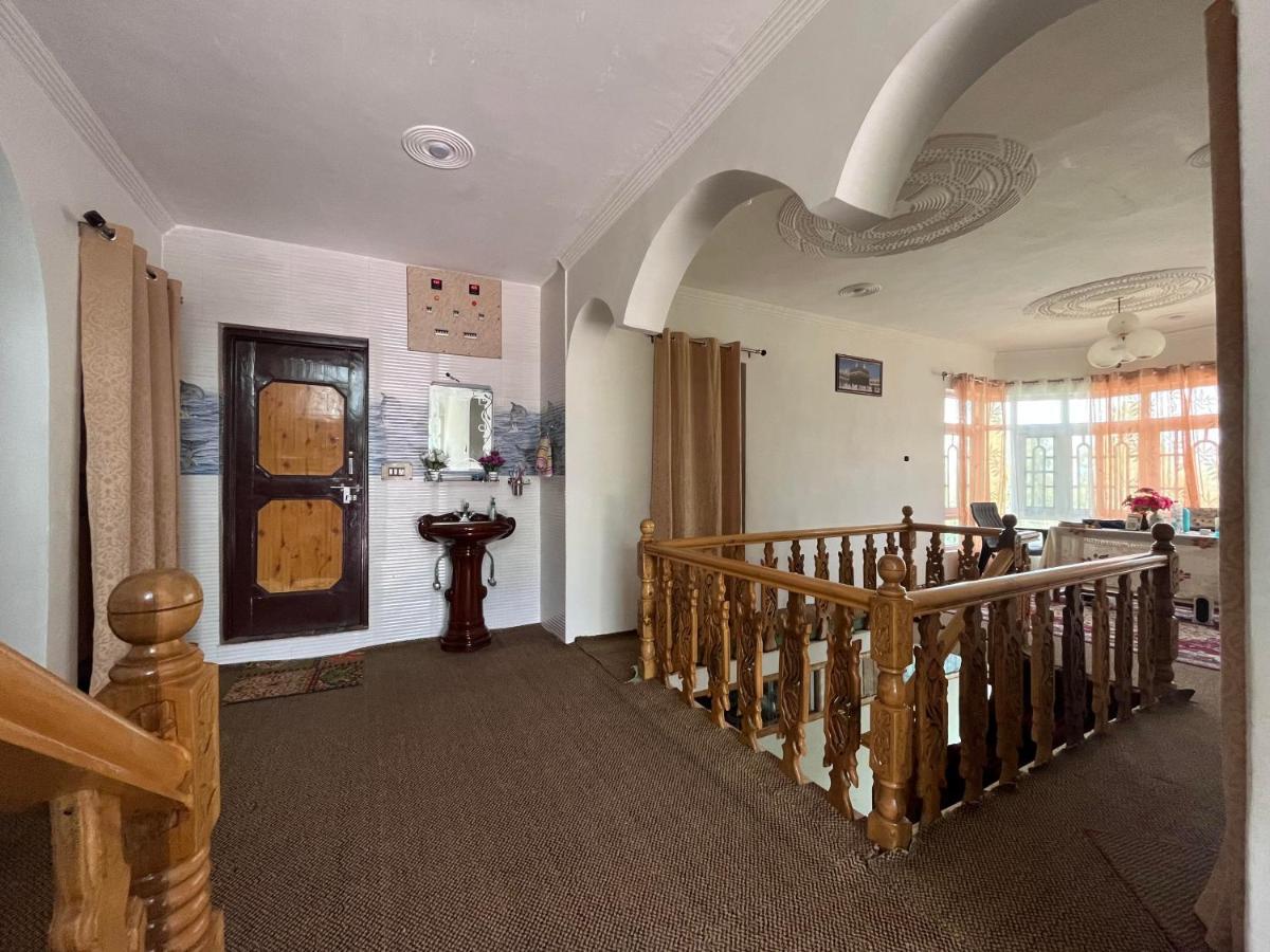 גולמארג Everest Guest House מראה חיצוני תמונה