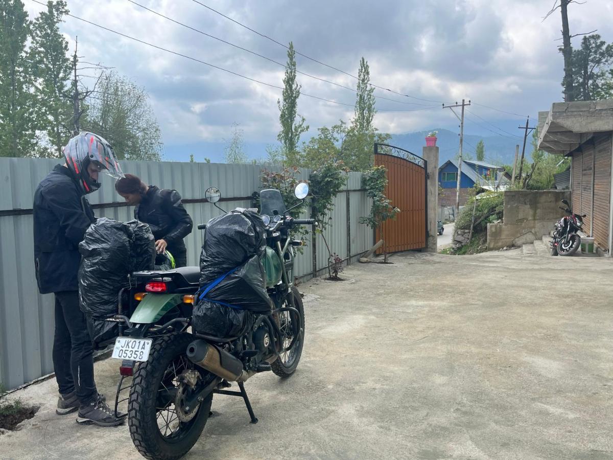 גולמארג Everest Guest House מראה חיצוני תמונה