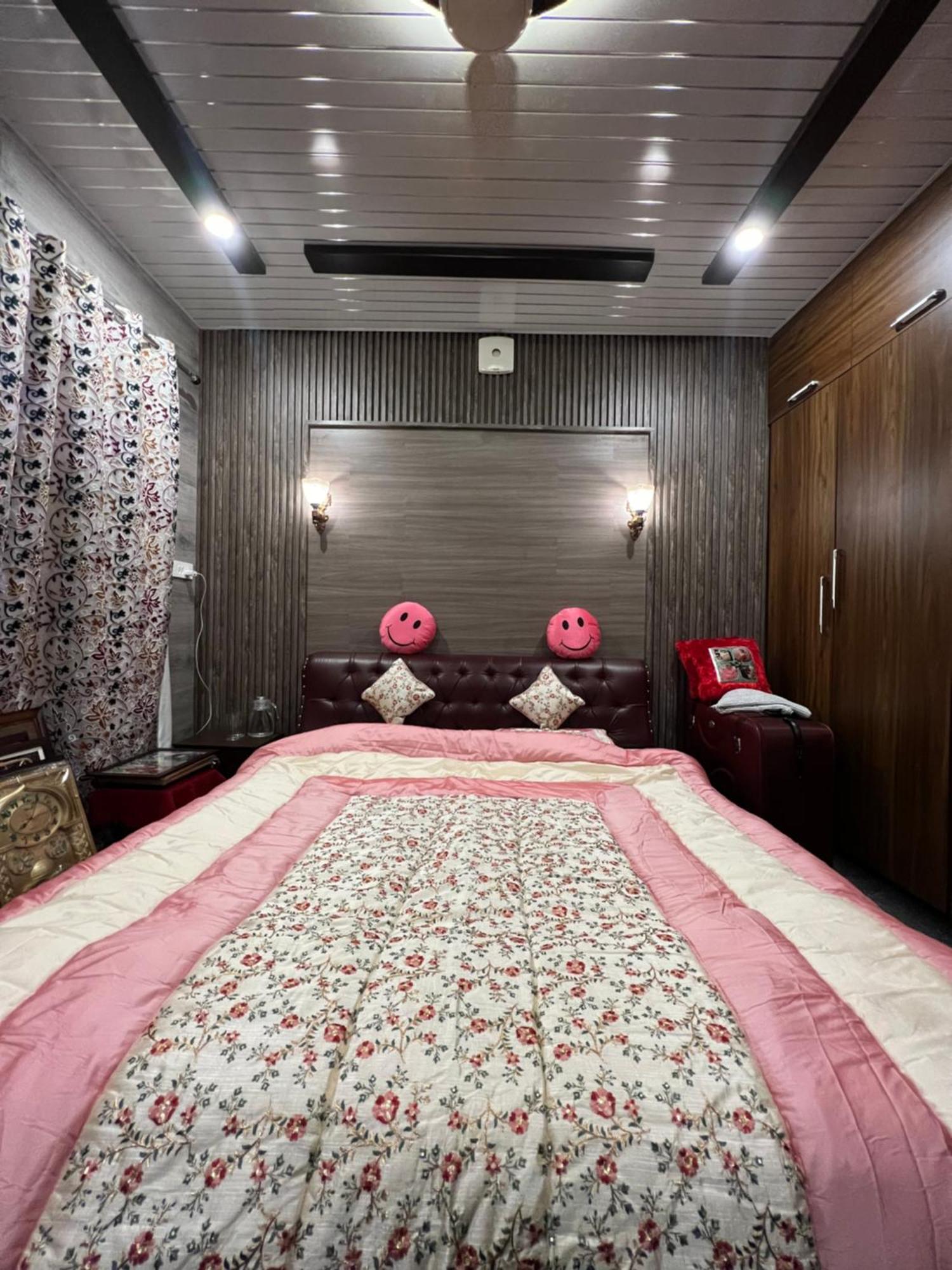 גולמארג Everest Guest House מראה חיצוני תמונה
