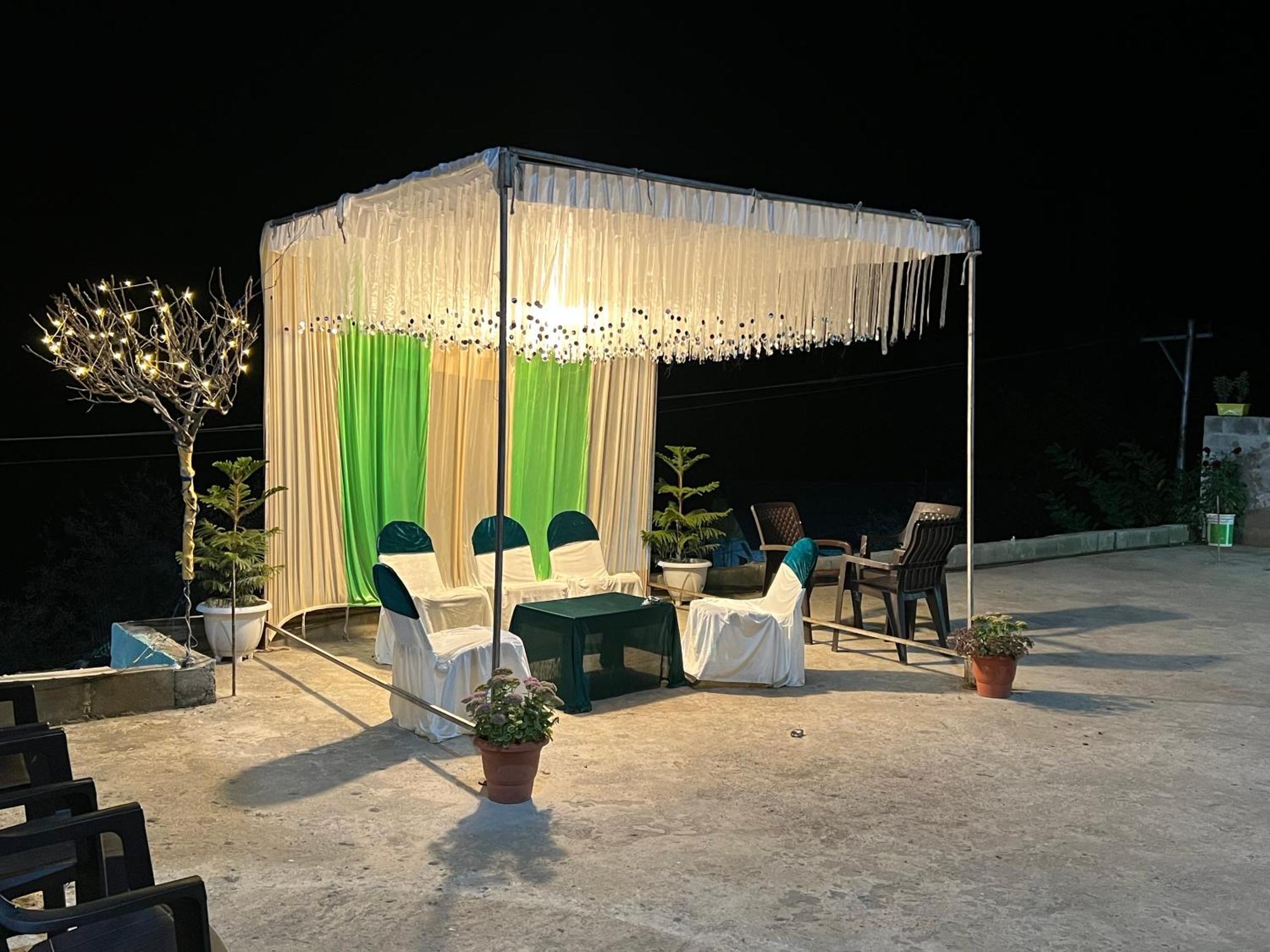 גולמארג Everest Guest House מראה חיצוני תמונה