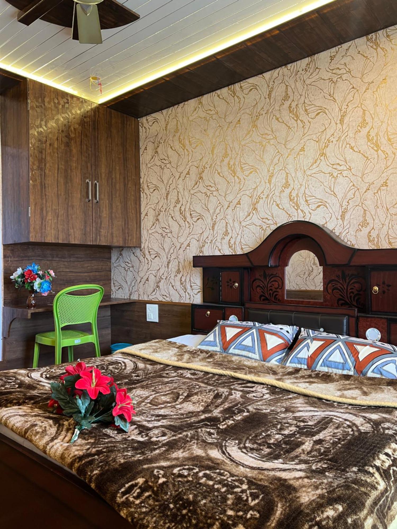 גולמארג Everest Guest House מראה חיצוני תמונה